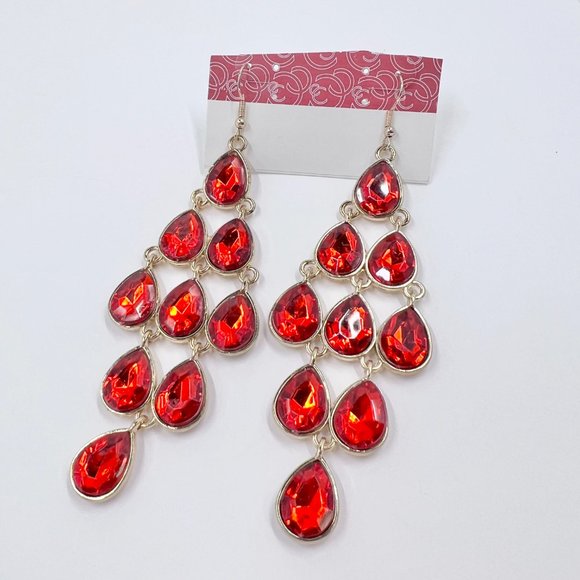 NWT-Charming Charlie - Large Red Faceted Teardrop Chandelier Gold Tone Earrings - Picture 8 of 8